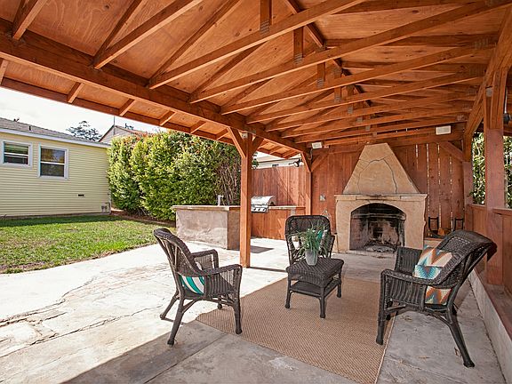 5th image of 4012 Tennyson St