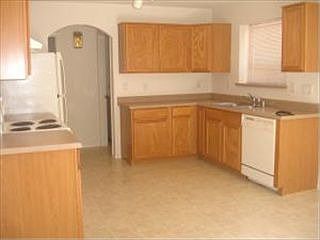 4th image of 5219 N 125th Dr