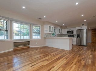 939 Edwards Blvd, Valley Stream, NY 11580