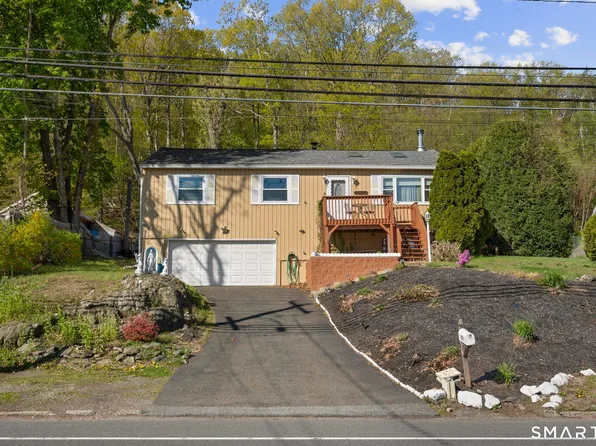 123 River Road, Shelton, CT 06484