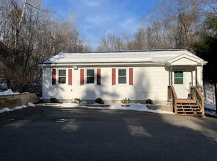 66 Stage Harbor Rd, Marlborough, CT 06447