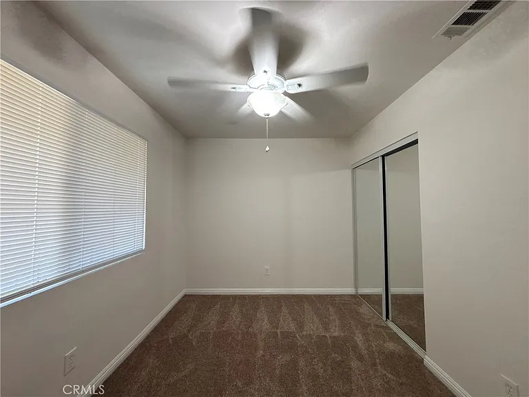 27531 Temple St — Photo 19