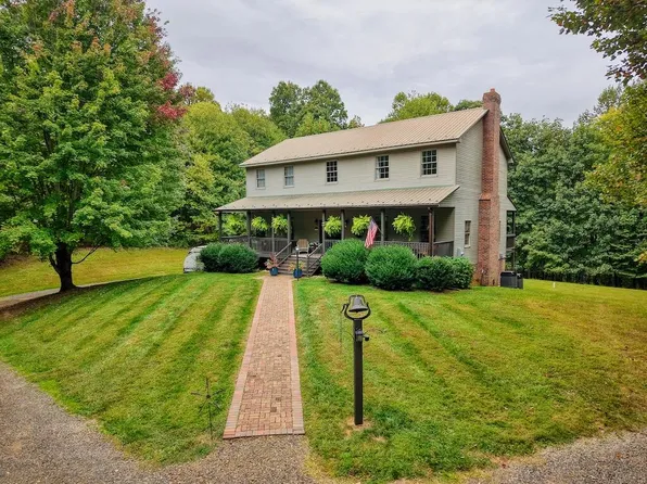 1705 Barberry Rd SE, Floyd, VA 24091