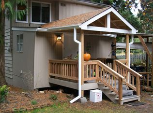 31448 W Lake Morton Dr SE, Kent, WA 98042
