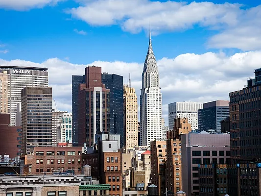 Sold by Sotheby's International Realty | media 5