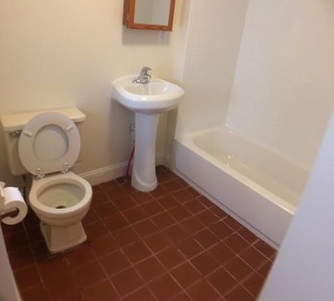 5th image of 38 Oak St #A