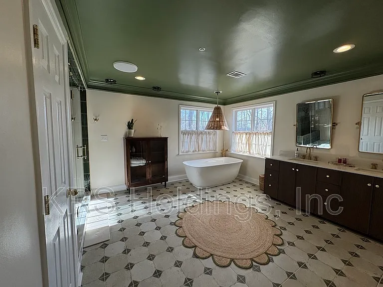 159 Sanford Ferry Ct — Photo 35