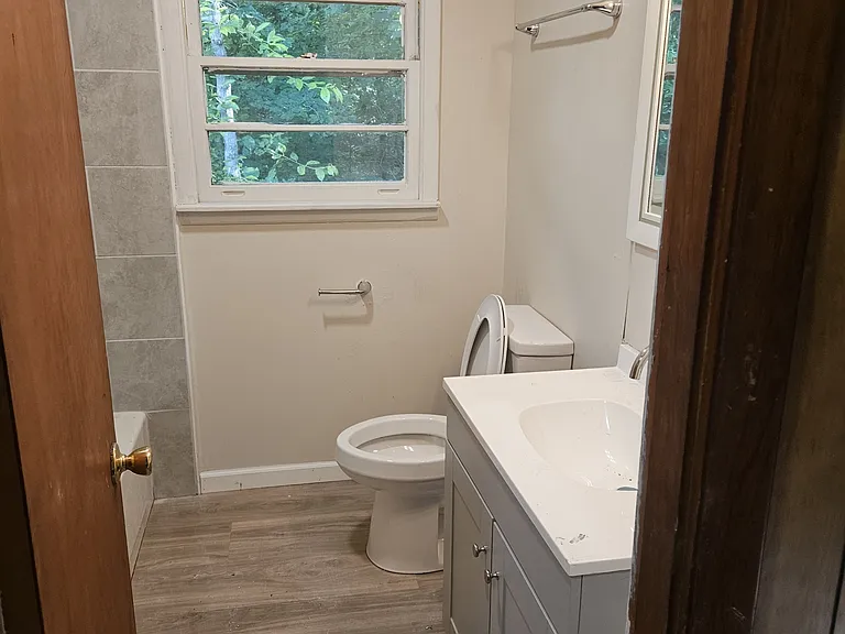 731 Maxanna Dr — Photo 5