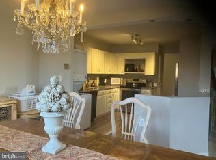 7420 Westlake Ter APT 409, Bethesda, MD 20817