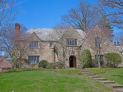 55 Hoodridge Dr, Pittsburgh, PA, 15228