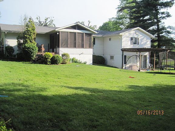 2nd image of 195 Hillcrest Dr