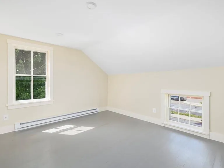 1934 Smith St #2 — Photo 7