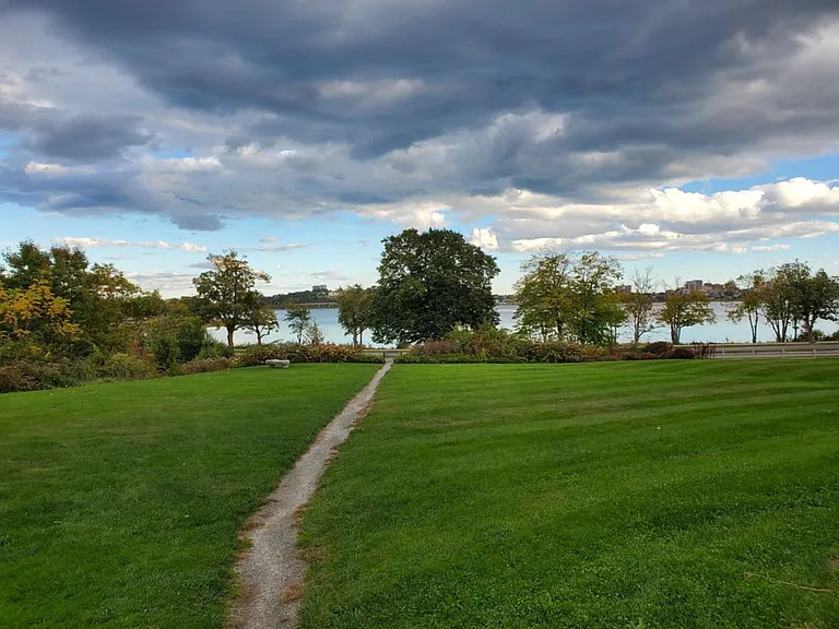 62 Back Cove Est — Photo 23