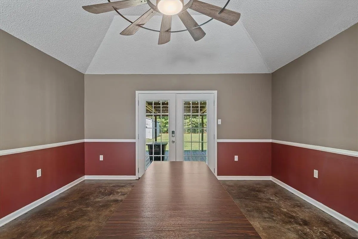 3 bed, 2.0 bath, 1812 sqft, $1,500 — Photo 4