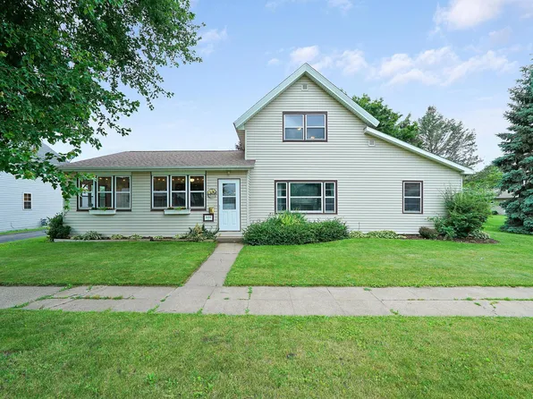 514 S 6th St, Lake City, MN 55041