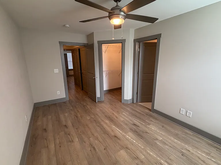 609 Bristol Creek Dr — Photo 6