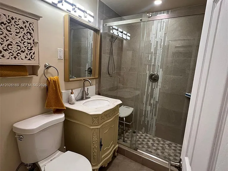 3411 SW 121st Ave — Photo 3
