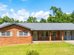 72 Cooper Dr, Nebo, NC 28761