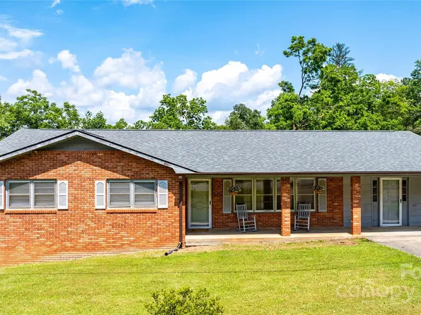 72 Cooper Dr, Nebo, NC 28761