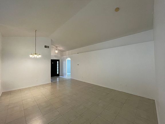 5th image of 14801 Huntley Dr