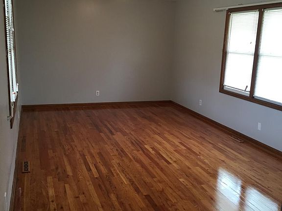 2nd image of 5124 Marshall Dr
