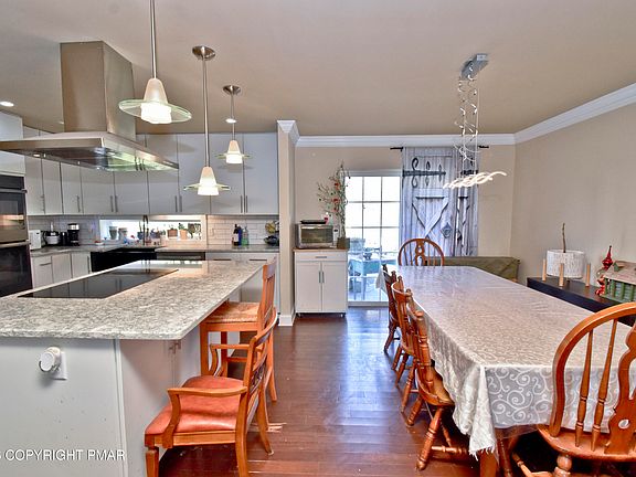 5th image of 2106 Smith Rd