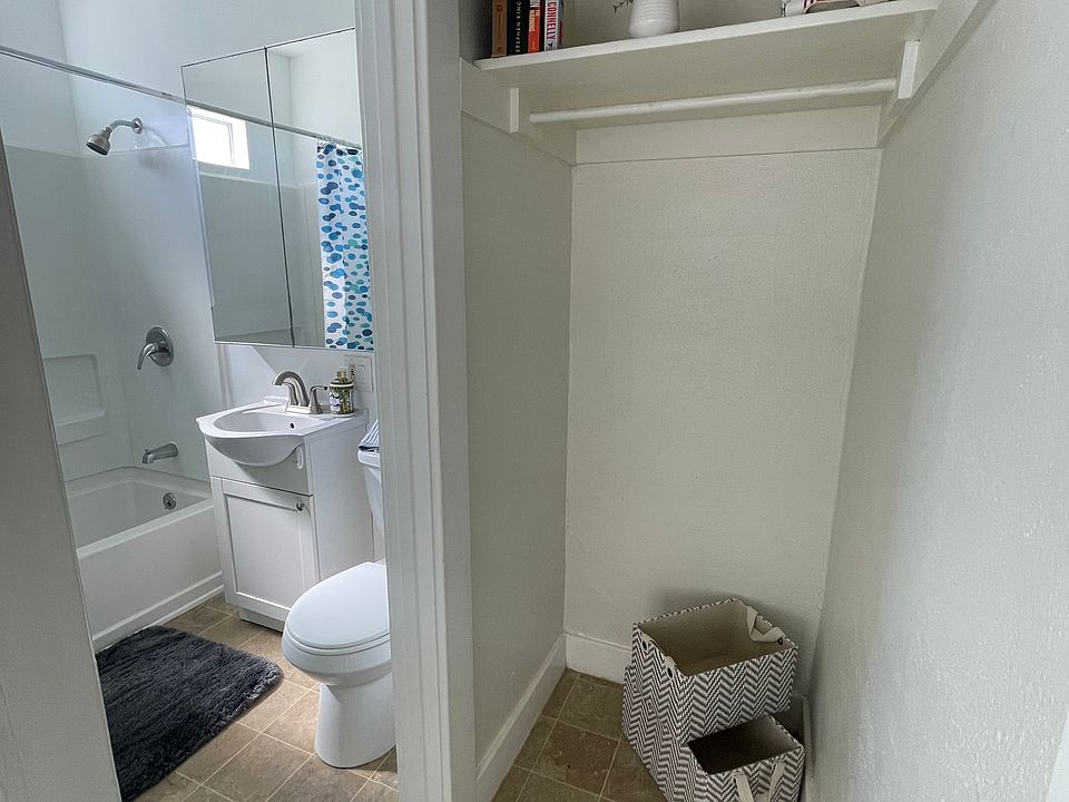 Extra closet adjacent to Bathroom