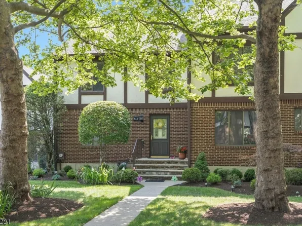 518 Piermont Ave, River Vale Twp., NJ 07675
