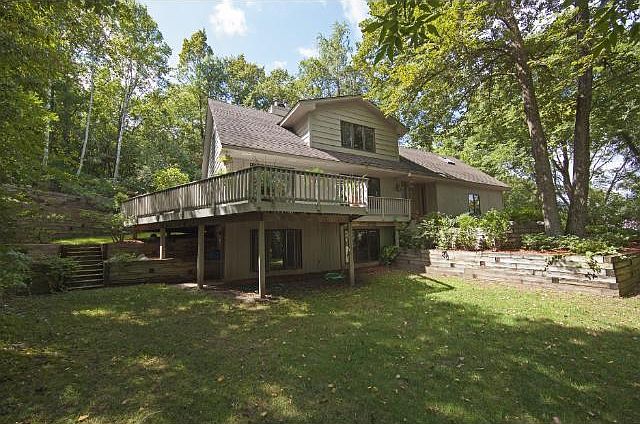 1st image of 6135 Lynn Way