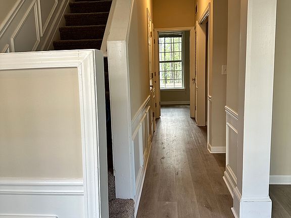 Entrance , first floor