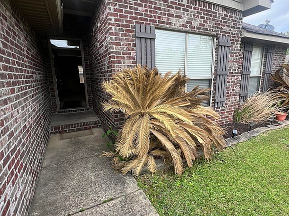 2nd image of 18000 Homestead Ct