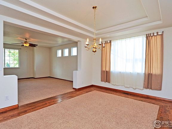 5th image of 1701 Parkdale Cir S