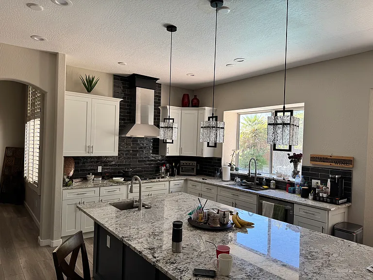5042 W Harrison St — Photo 4