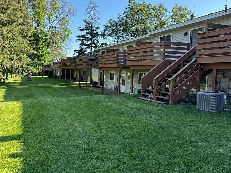 316 Shawnee Trl — Photo 13