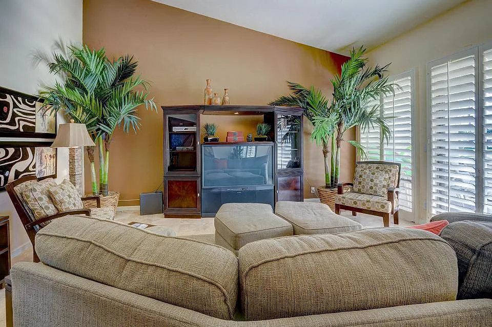 3 bed, 1621 sqft, $4,000 — Photo 4