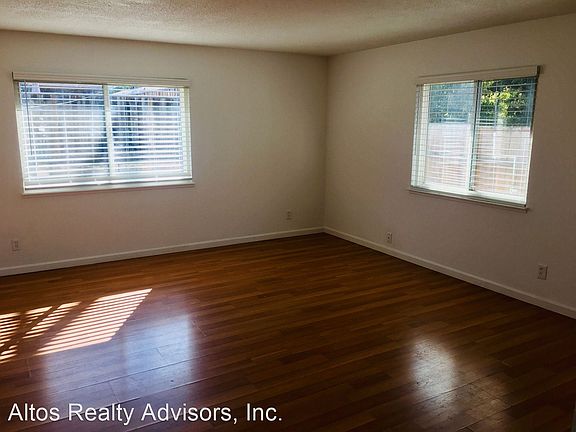 4th image of 2679 Aida Ave