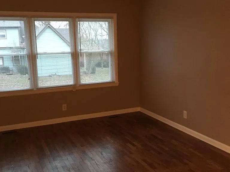 98 Kentucky Ave #1 — Photo 4