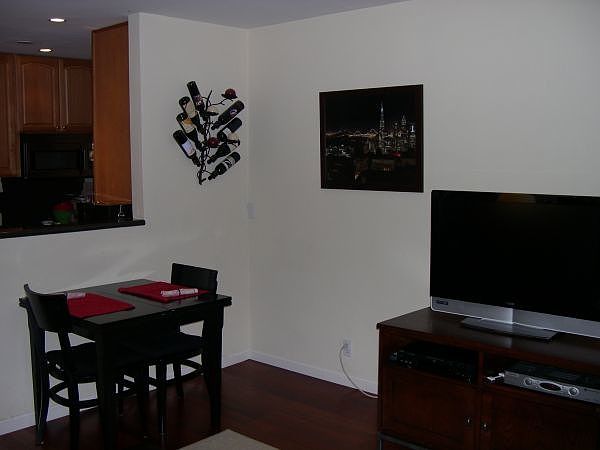 2nd image of 513 Buffalo Run Rd
