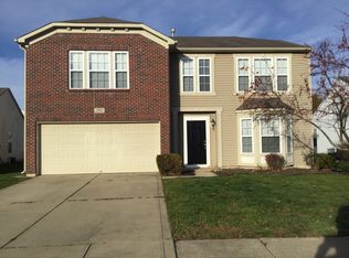 2082 Cedarmill Dr, Franklin, IN 46131