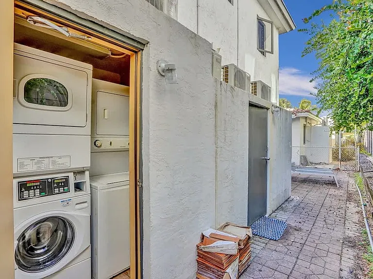 Washer/Dryer