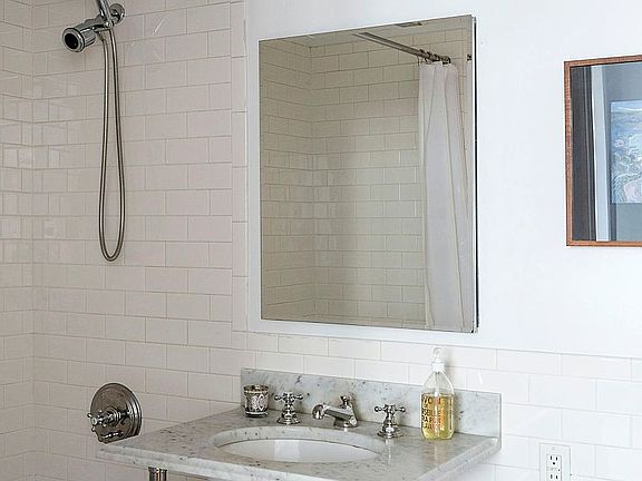 4th image of 65 Washington St APT 2c