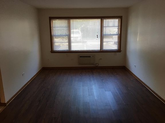 5th image of 428 Washington Blvd APT Gn