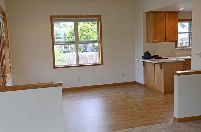 3 bed, 1200 sqft, $2,300 — Photo 3