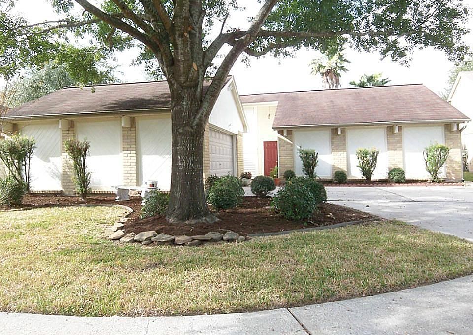 2nd image of 21315 Fernhollow Ln