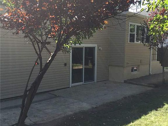 3rd image of 299 Waukena Ave