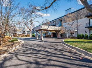 181 Little Canada Rd E #219, Little Canada, MN 55117