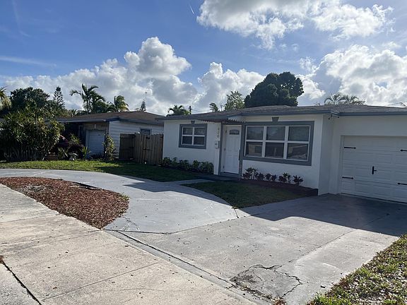 2nd image of 420 S 28th Ave #420