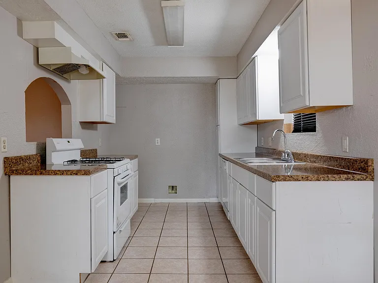 5102 Parsley St — Photo 12