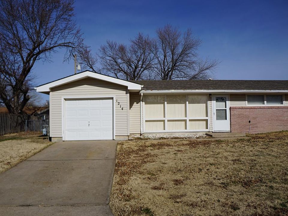 1214 Kingston