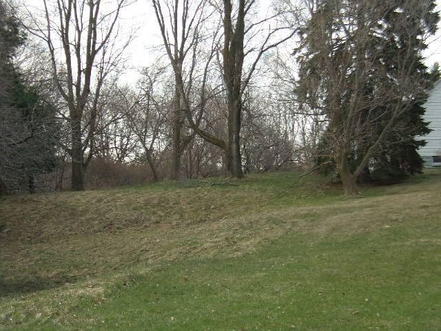 2nd image of 2 9th St